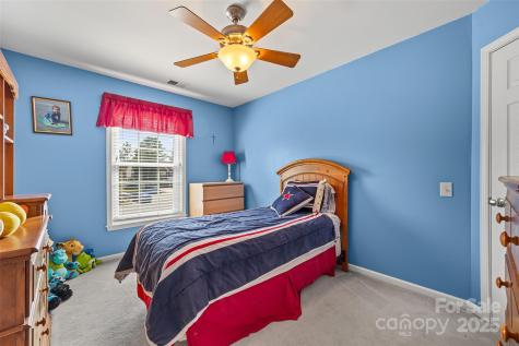 5899 Crimson Oak Court Harrisburg NC 28075