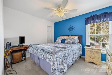 5899 Crimson Oak Court Harrisburg NC 28075