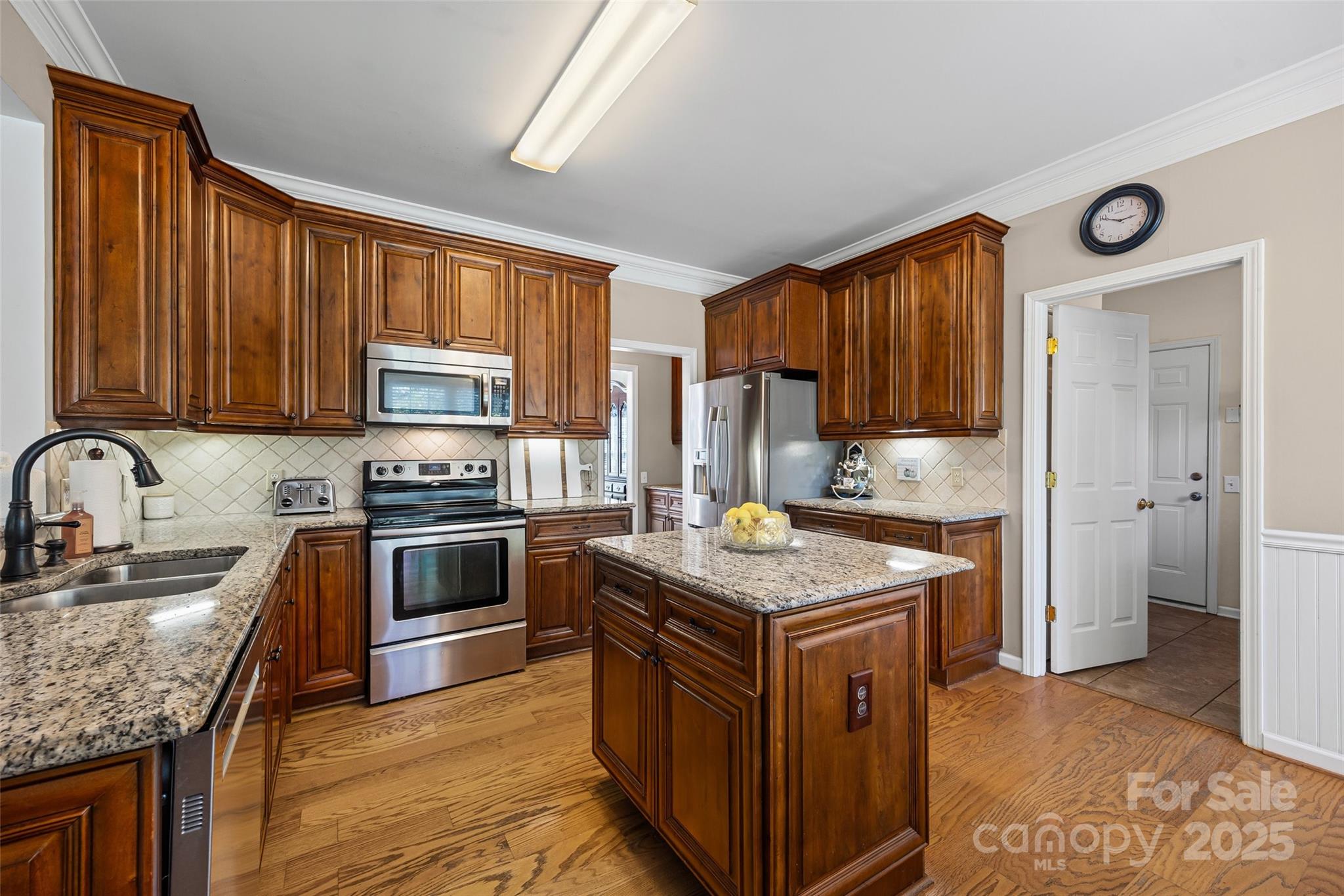 5899 Crimson Oak Court Harrisburg NC 28075