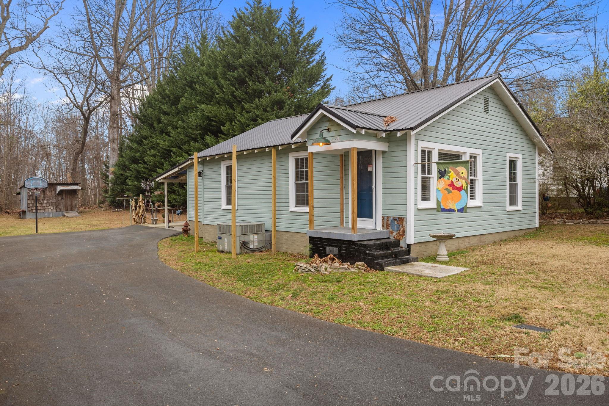 233 Pethel Street Kannapolis NC 28081