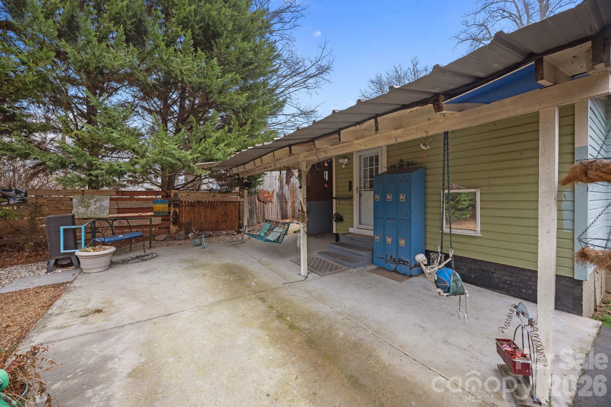 233 Pethel Street Kannapolis NC 28081