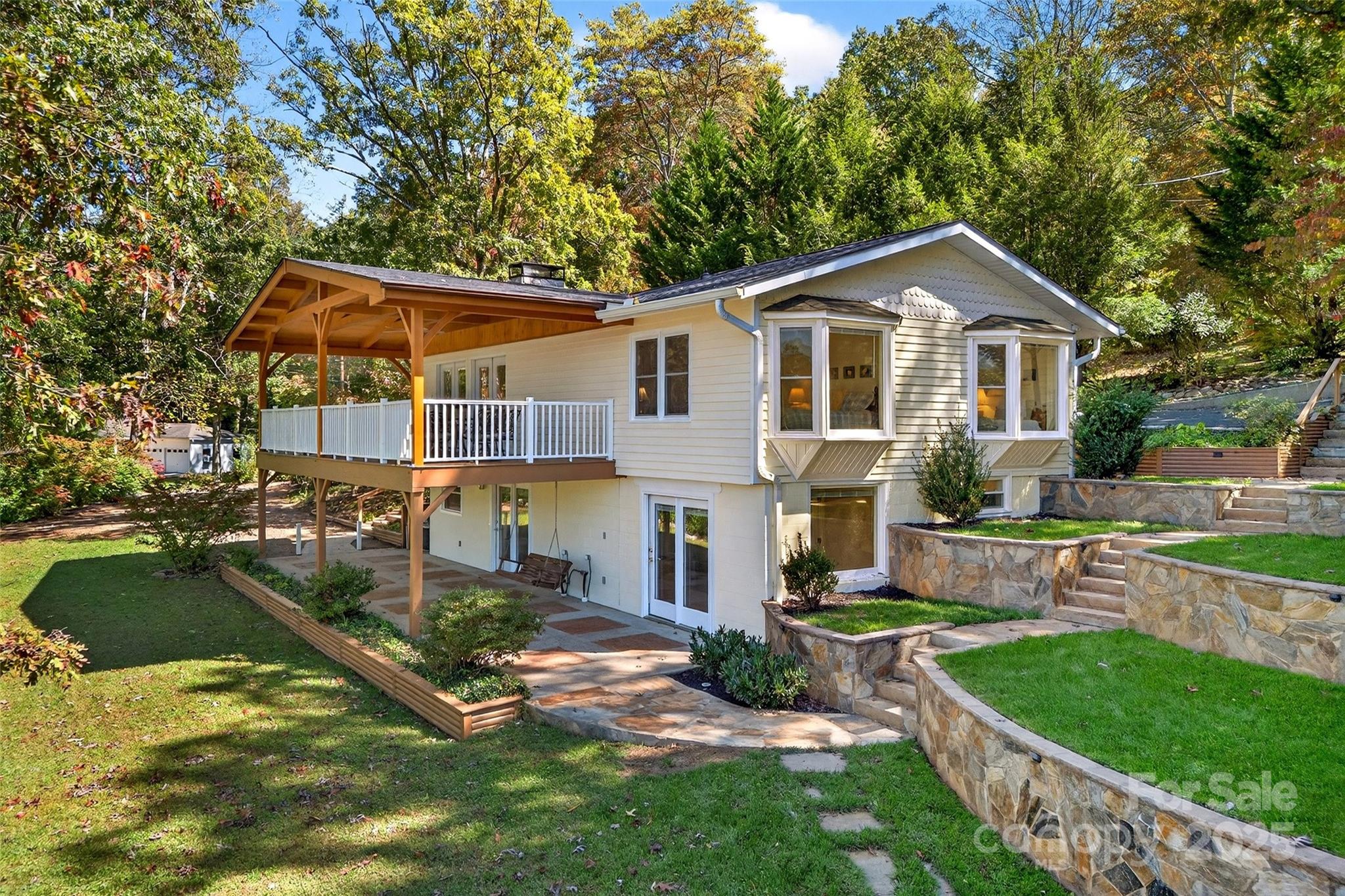 211 Rhododendron Avenue Black Mountain NC 28711