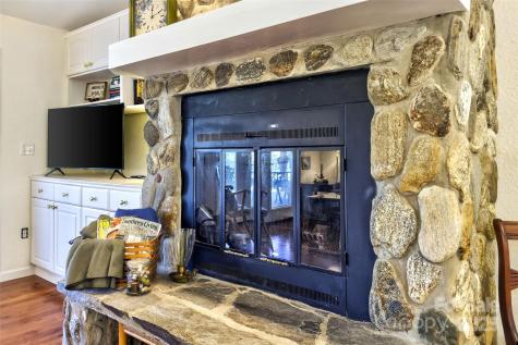 211 Rhododendron Avenue Black Mountain NC 28711