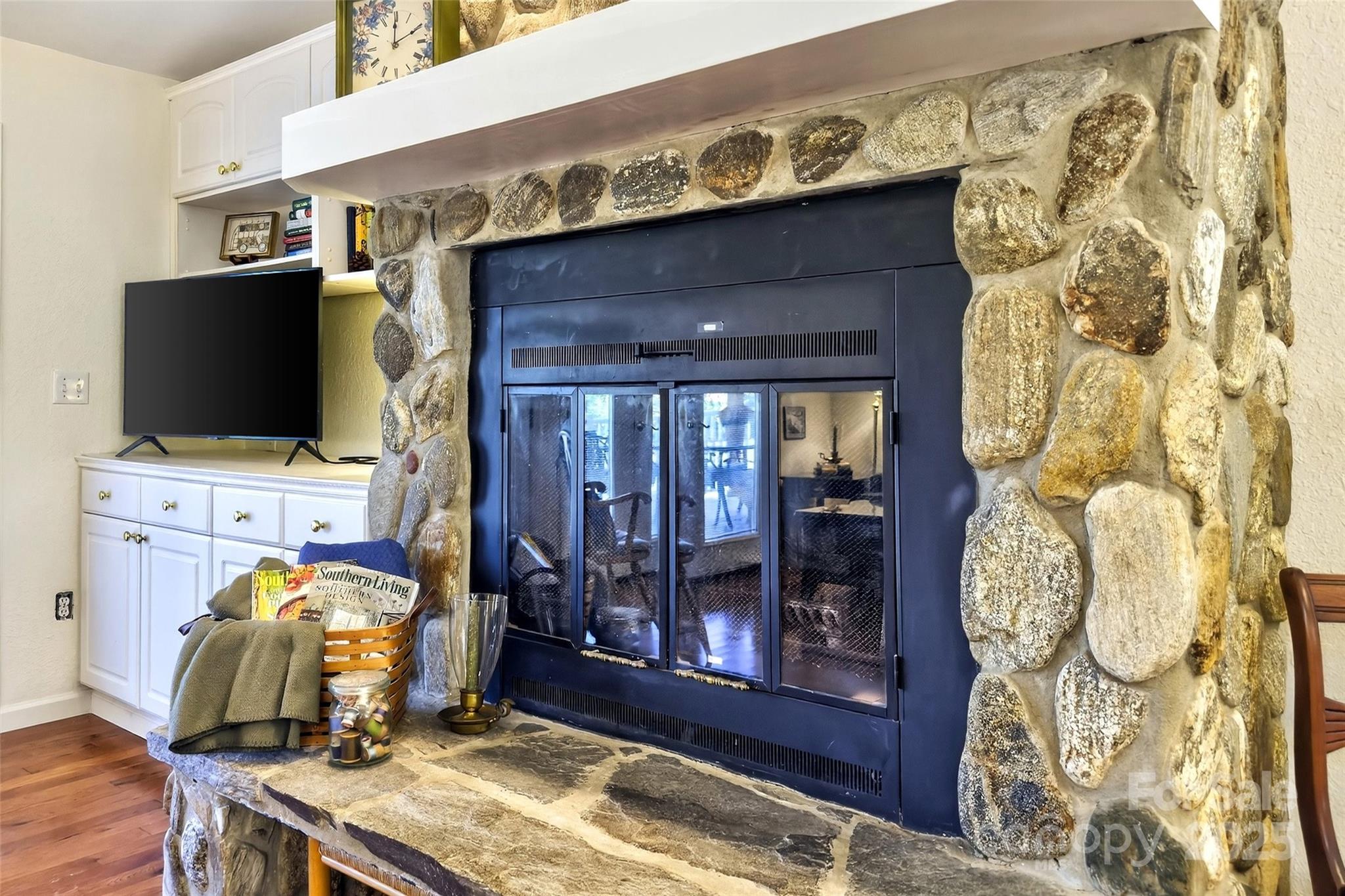 211 Rhododendron Avenue Black Mountain NC 28711