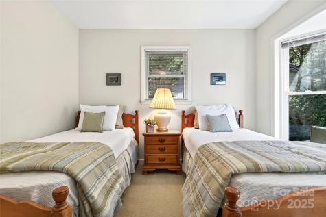 211 Rhododendron Avenue Black Mountain NC 28711