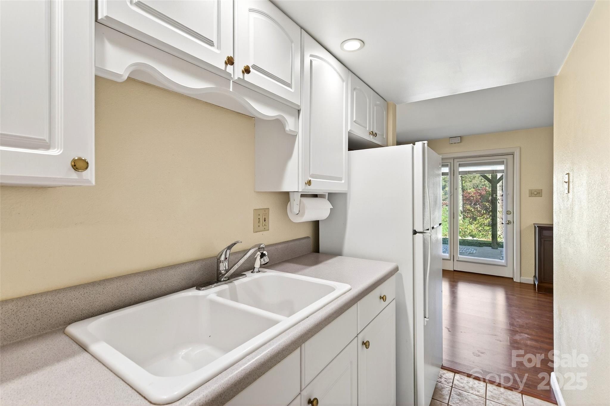 211 Rhododendron Avenue Black Mountain NC 28711