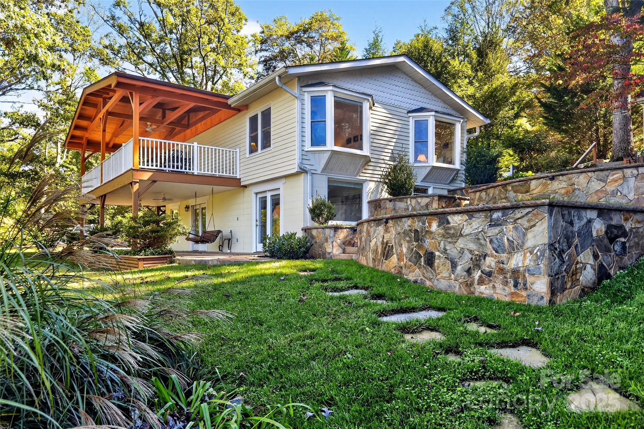 211 Rhododendron Avenue Black Mountain NC 28711