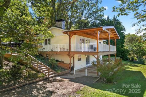 211 Rhododendron Avenue Black Mountain NC 28711
