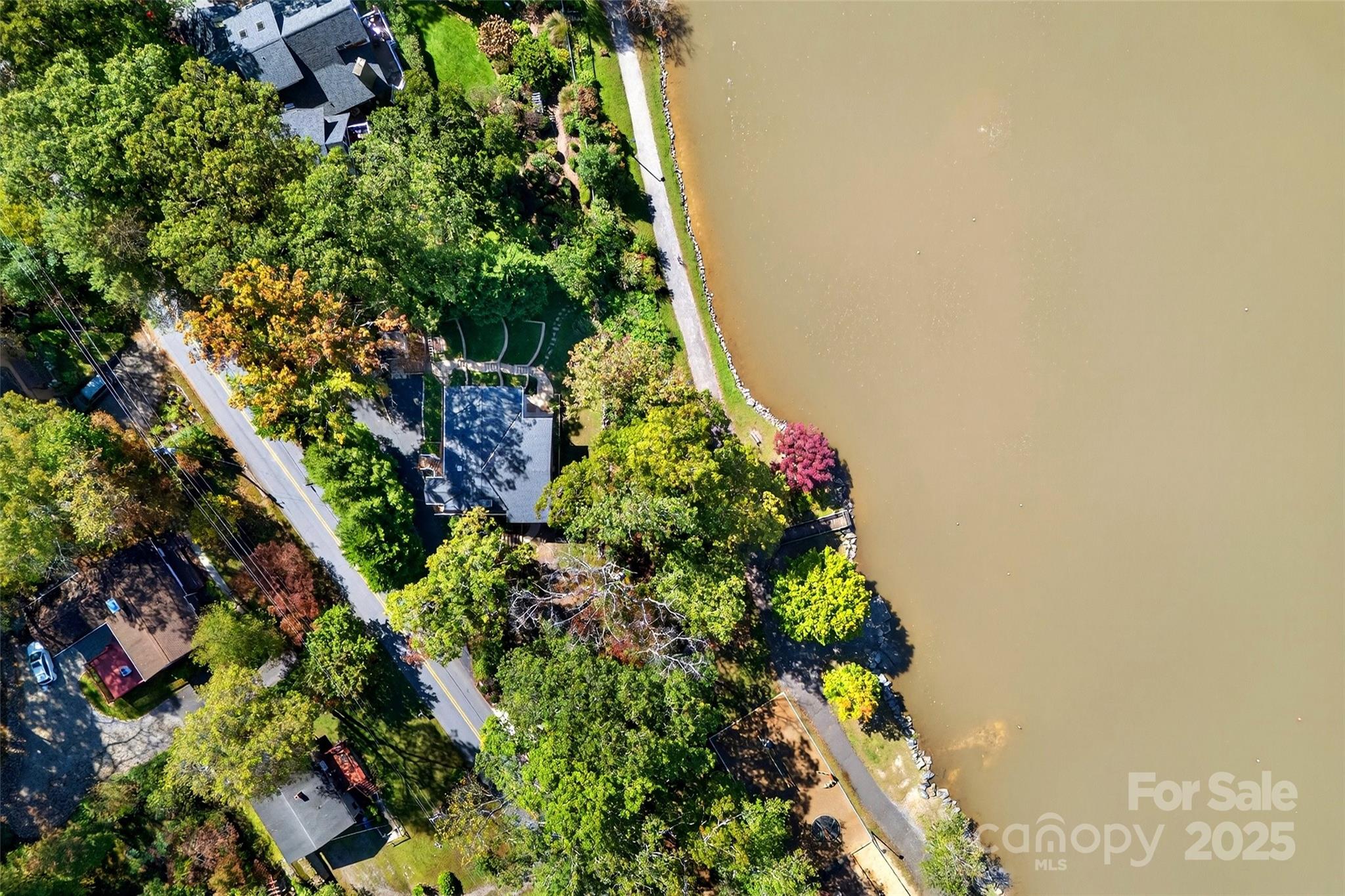 211 Rhododendron Avenue Black Mountain NC 28711