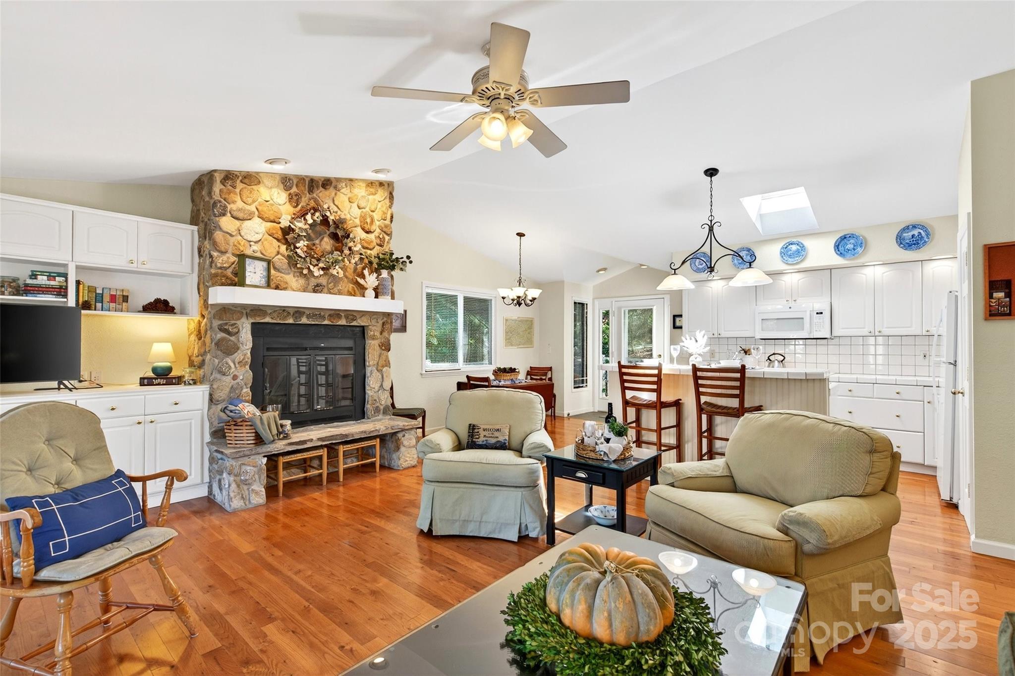 211 Rhododendron Avenue Black Mountain NC 28711