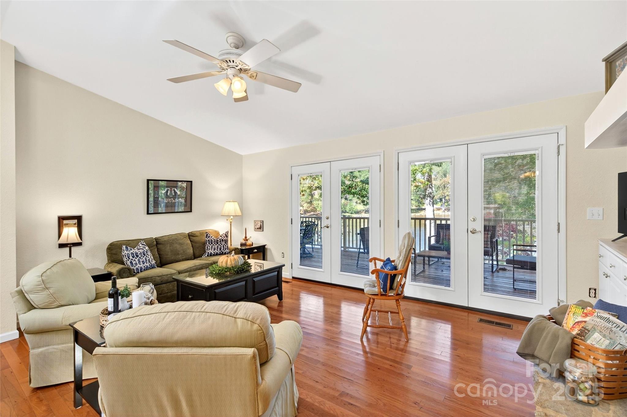 211 Rhododendron Avenue Black Mountain NC 28711