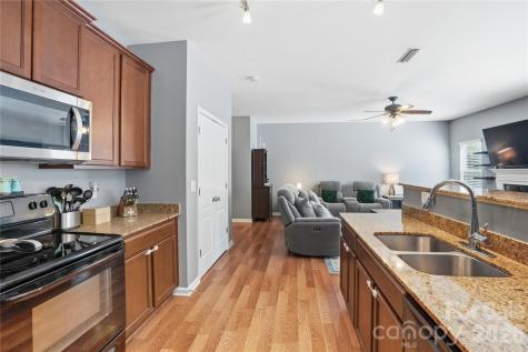 2315 Old Goose Lane Charlotte NC 28262