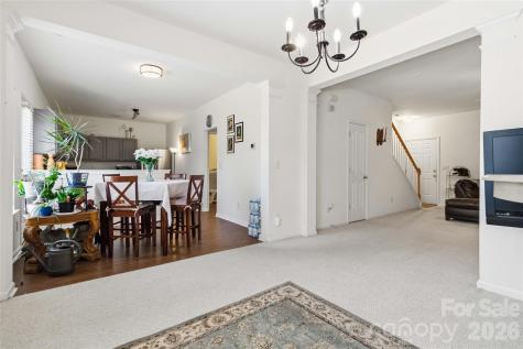 1839 Bray Drive Charlotte NC 28214
