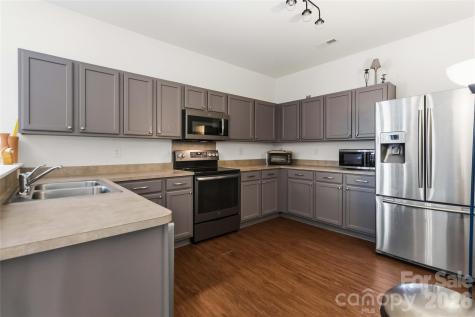 1839 Bray Drive Charlotte NC 28214