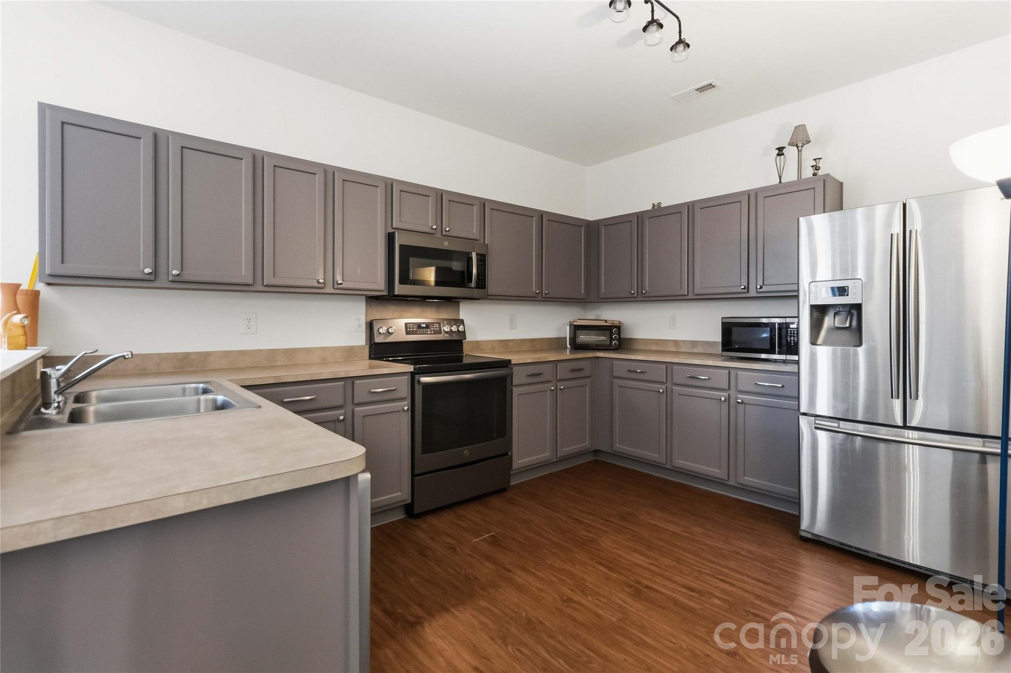 1839 Bray Drive Charlotte NC 28214