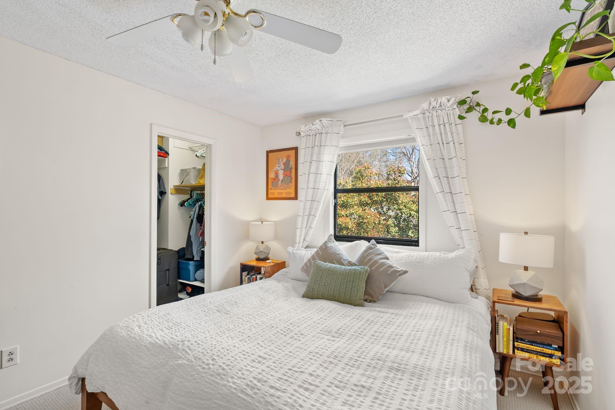 16 Spears Avenue Asheville NC 28801