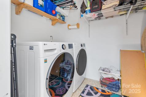 16 Spears Avenue Asheville NC 28801