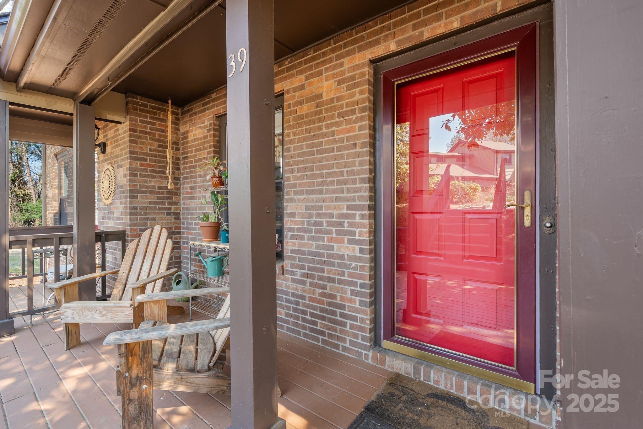 16 Spears Avenue Asheville NC 28801