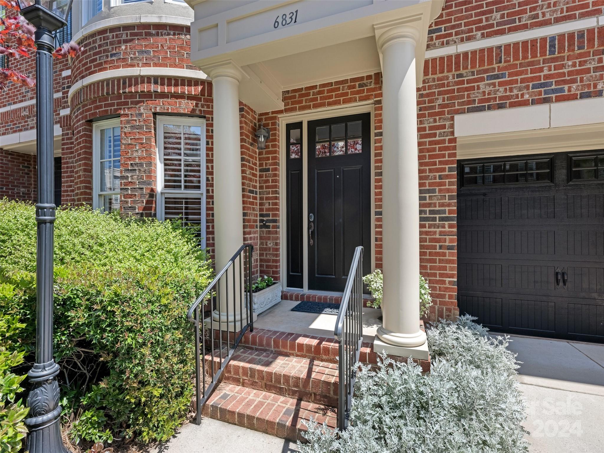 6831 Louisburg Square Lane Charlotte NC 28210