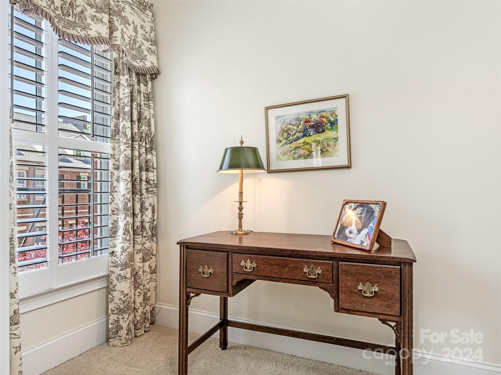 6831 Louisburg Square Lane Charlotte NC 28210
