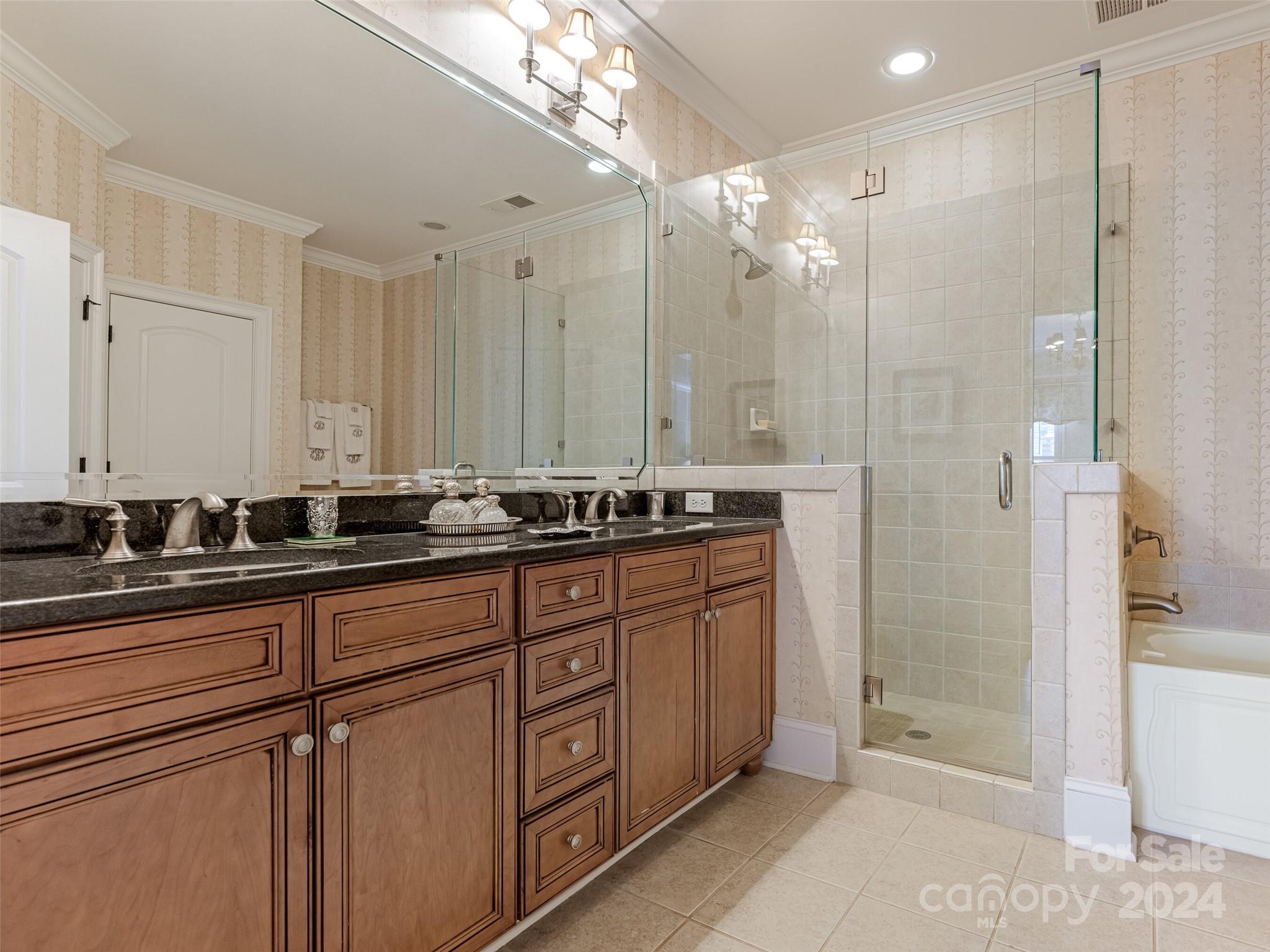 6831 Louisburg Square Lane Charlotte NC 28210