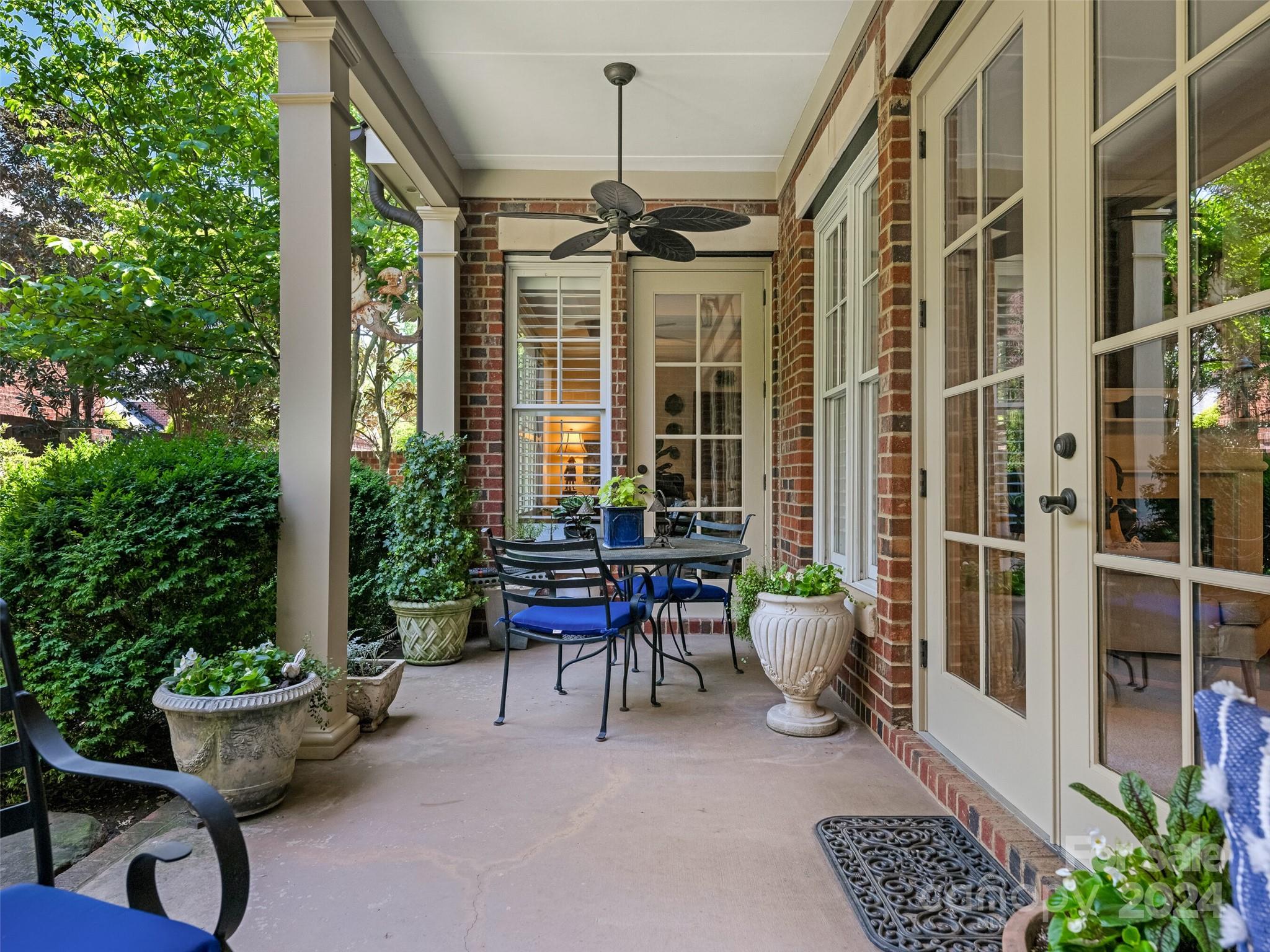 6831 Louisburg Square Lane Charlotte NC 28210