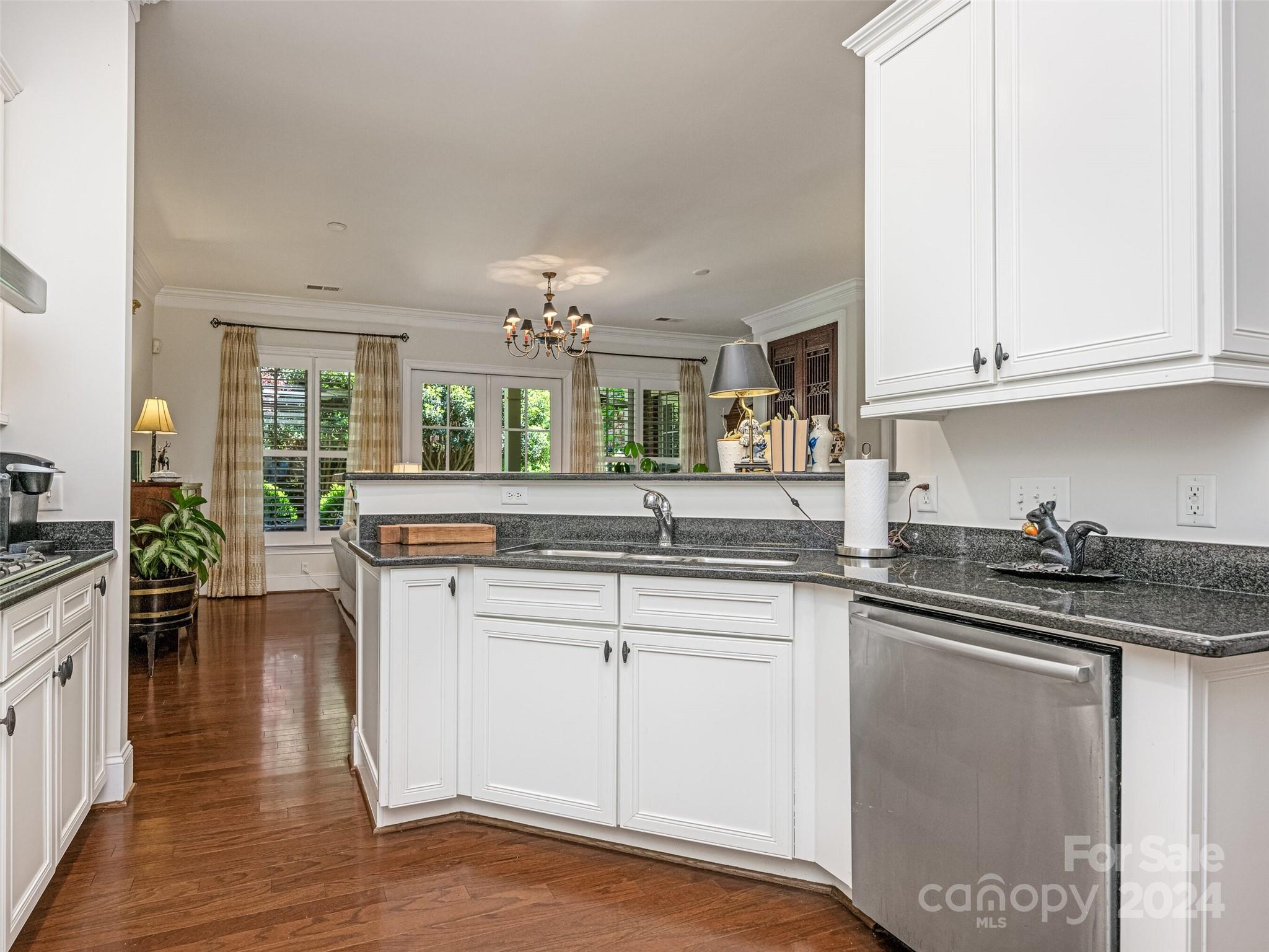 6831 Louisburg Square Lane Charlotte NC 28210