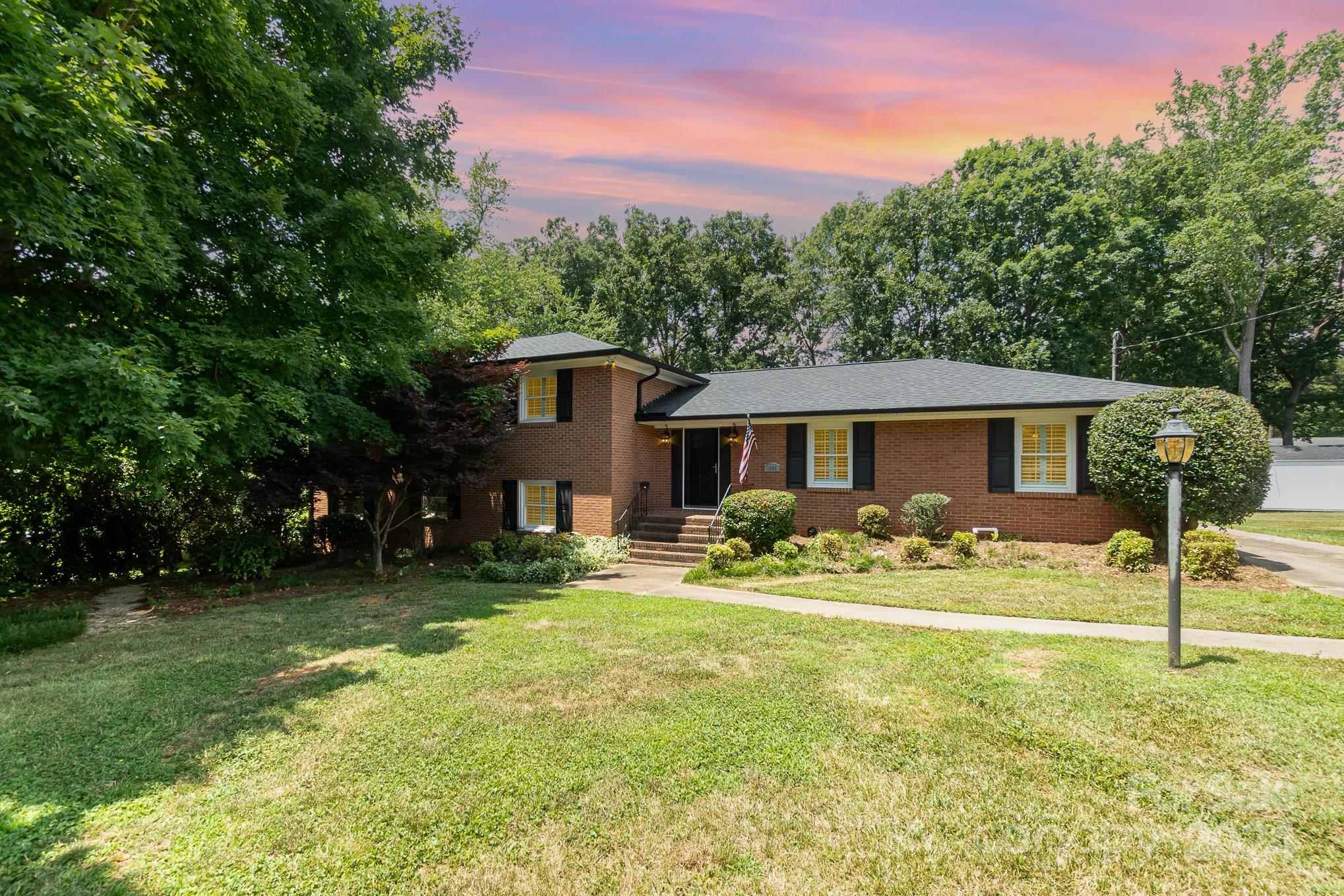 1008 Dumbarton Road Gastonia NC 28054