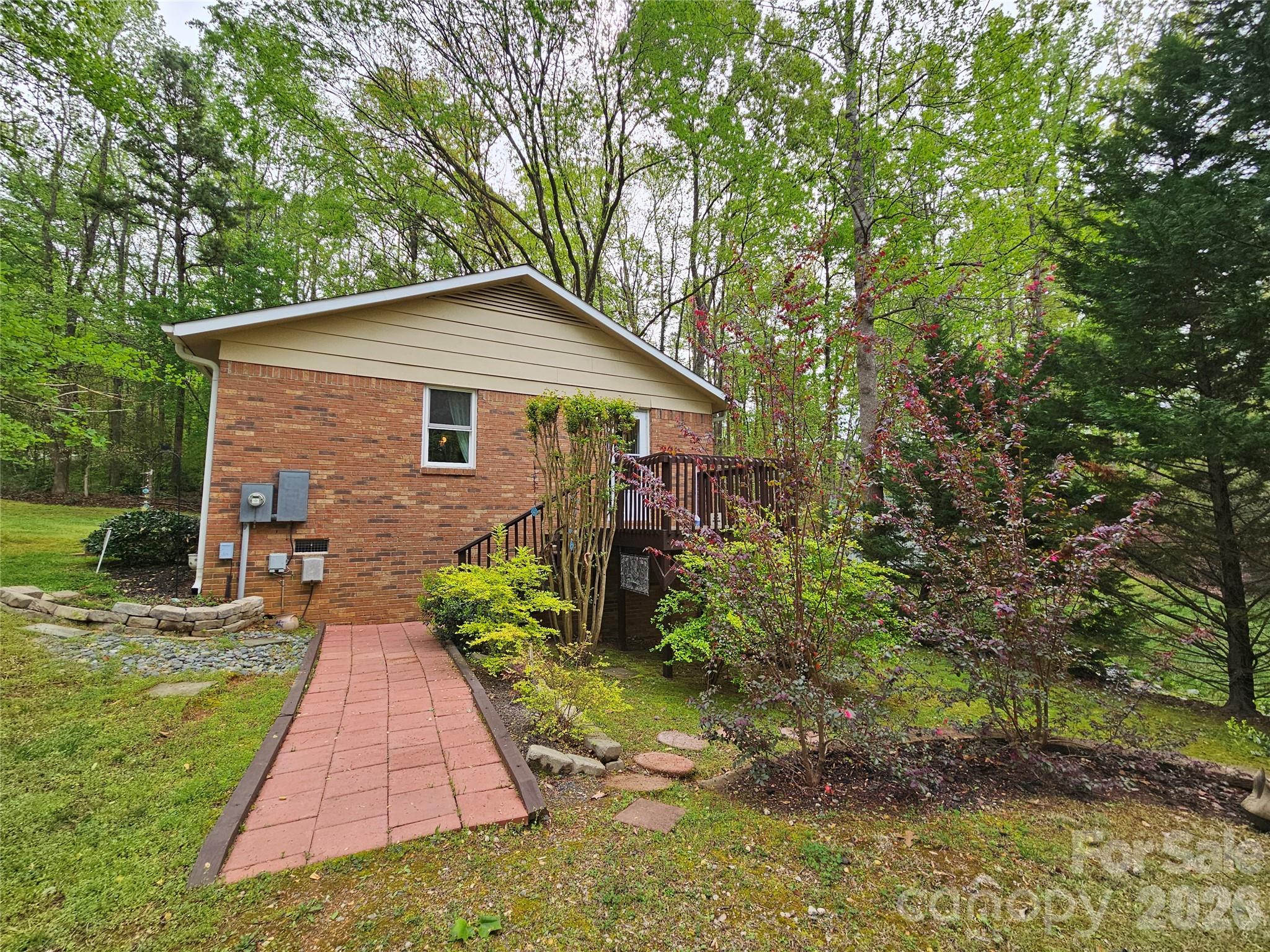 1982 Old Farm Road SE Concord NC 28025