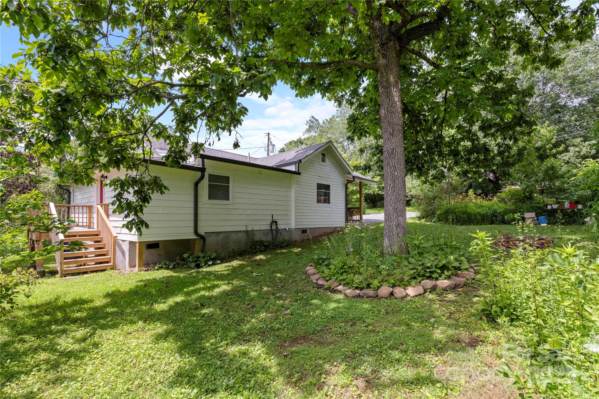 111 Altamahaw Avenue Black Mountain NC 28711