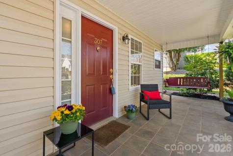 307 Roxbury Place Arden NC 28704