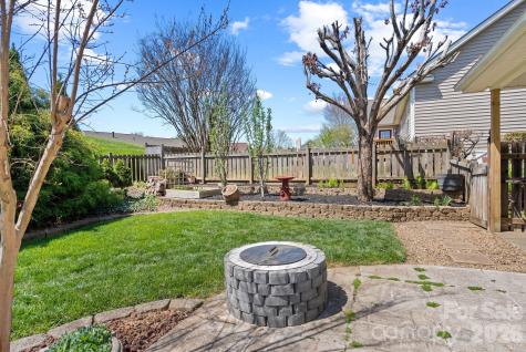 307 Roxbury Place Arden NC 28704