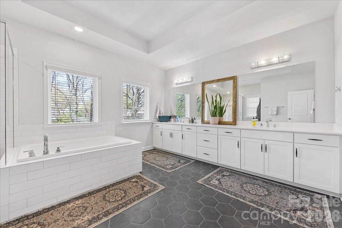 1241 Drummond Avenue Charlotte NC 28205