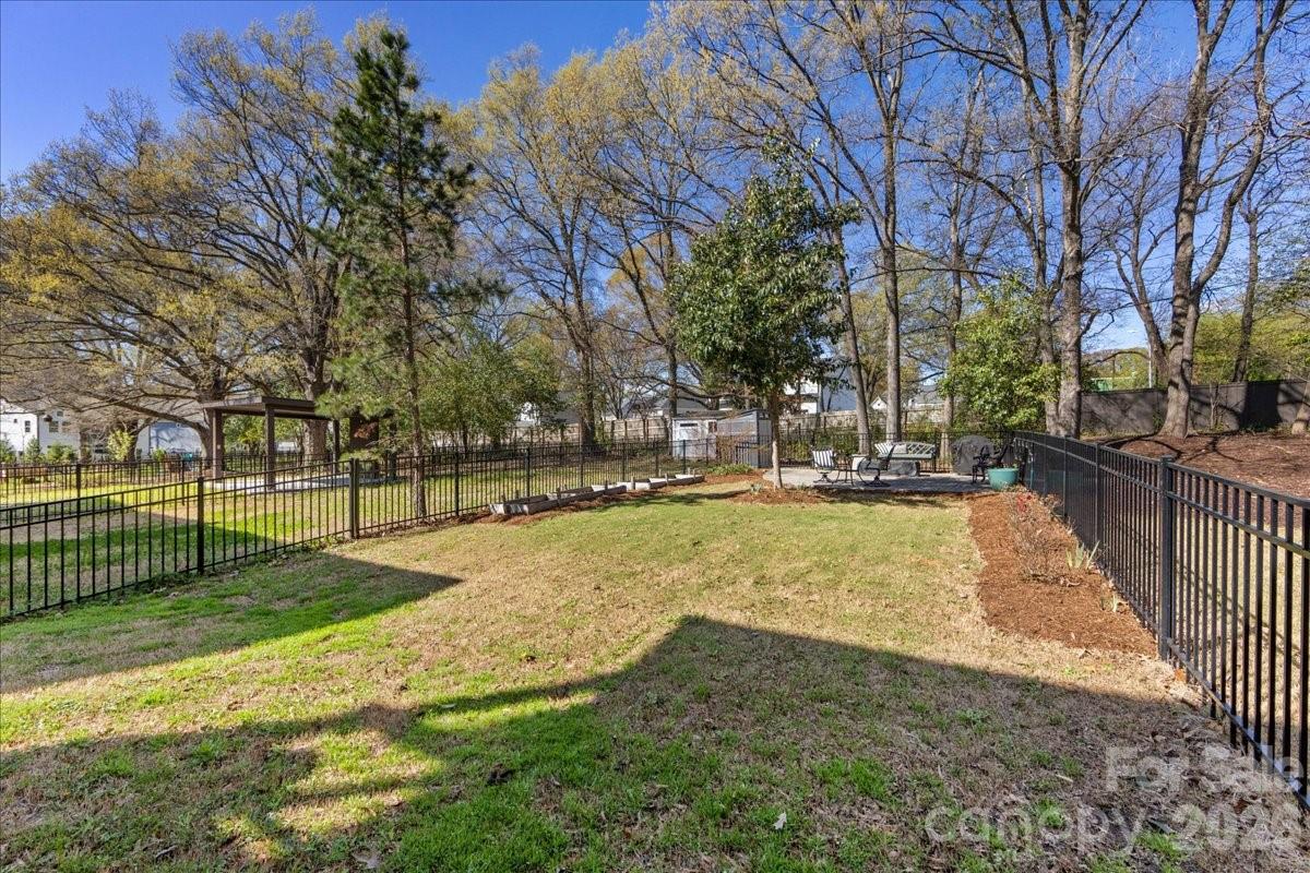 1241 Drummond Avenue Charlotte NC 28205