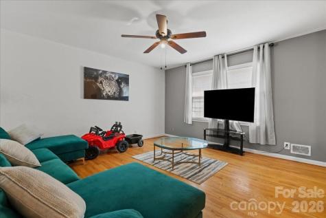 106 Elizabeth Drive Cheraw SC 29520