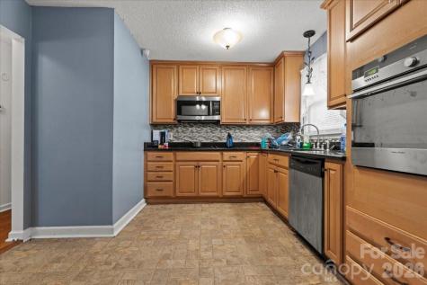 106 Elizabeth Drive Cheraw SC 29520