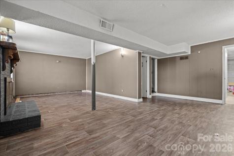 106 Elizabeth Drive Cheraw SC 29520