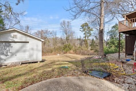 106 Elizabeth Drive Cheraw SC 29520