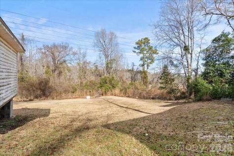 106 Elizabeth Drive Cheraw SC 29520