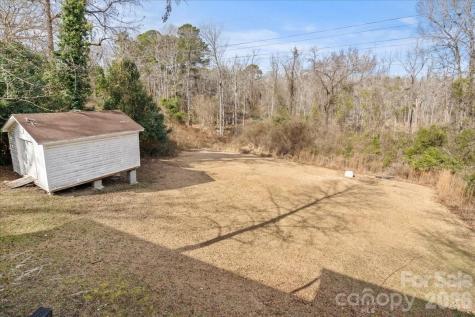 106 Elizabeth Drive Cheraw SC 29520