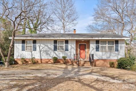 106 Elizabeth Drive Cheraw SC 29520