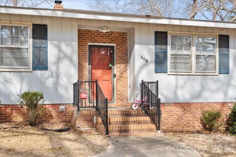 106 Elizabeth Drive Cheraw SC 29520