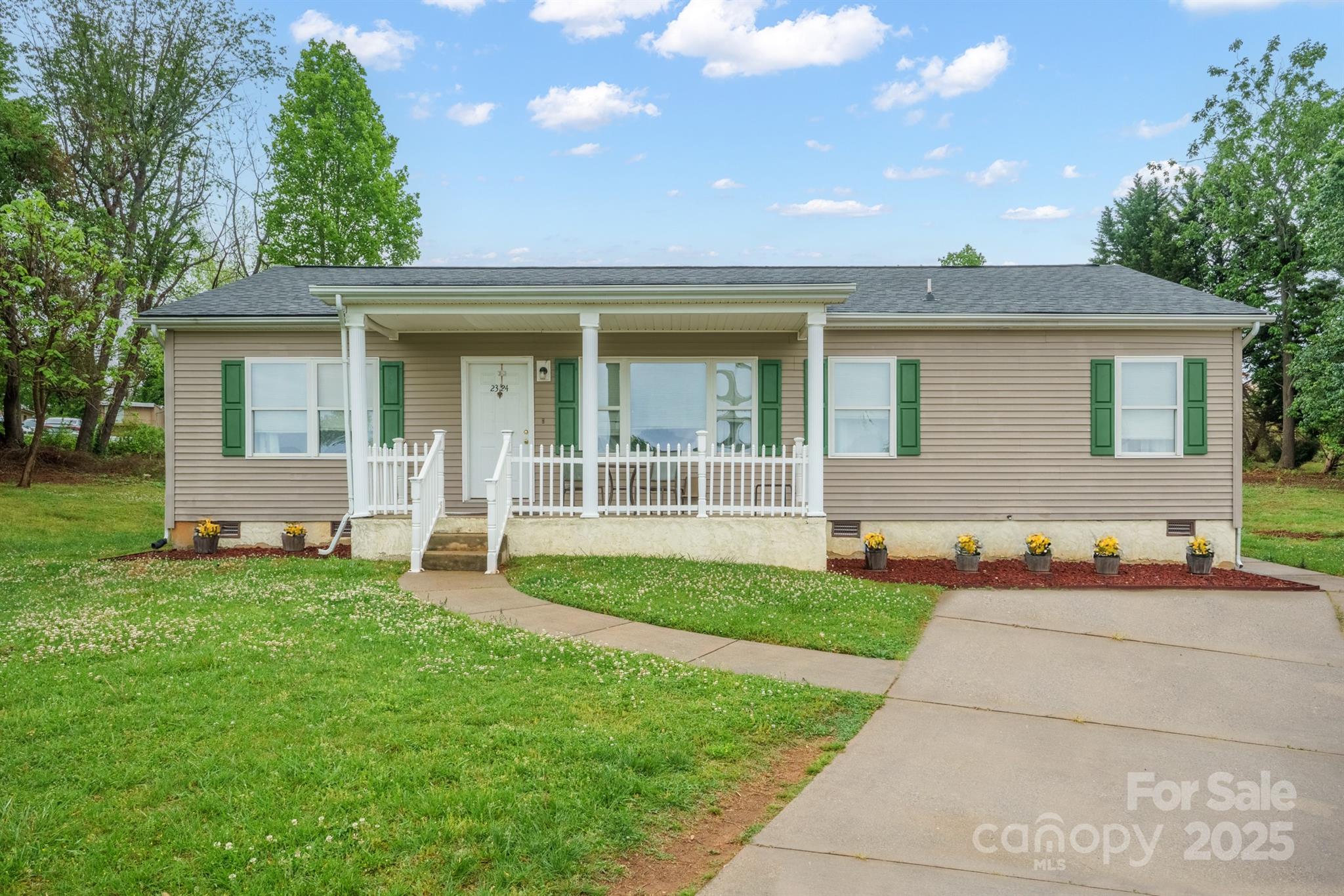 2324 7th Avenue NW Hickory NC 28601