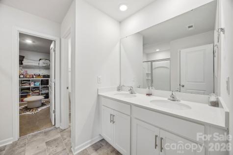 3016 Platinum Pointe Drive Charlotte NC 28227