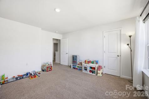 3016 Platinum Pointe Drive Charlotte NC 28227