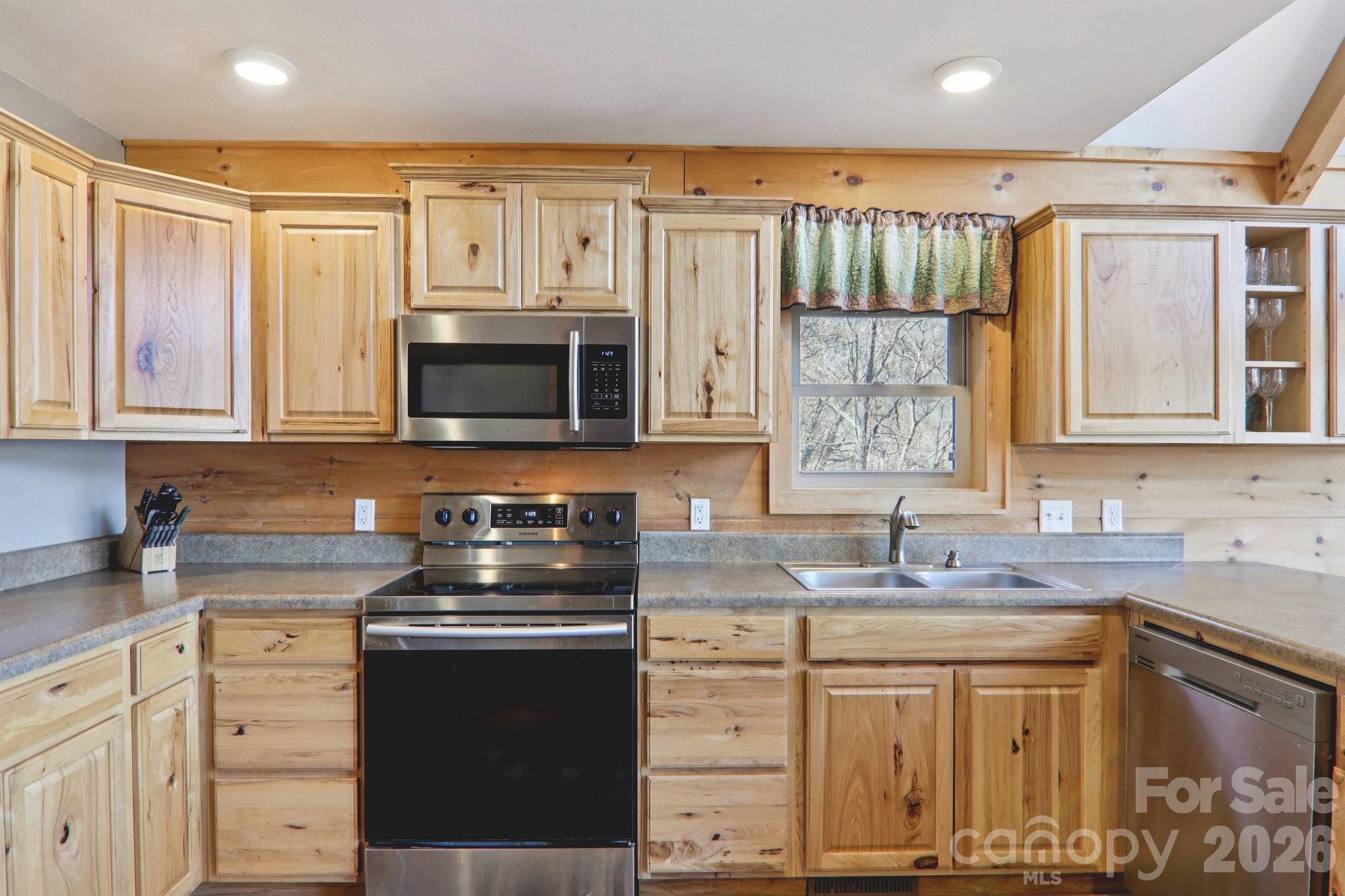 284 Robin Roost Road Maggie Valley NC 28751