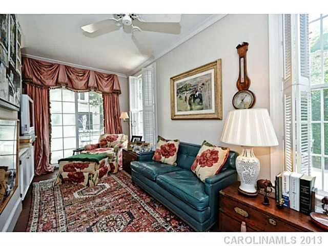 215 Hempstead Place Charlotte NC 28207