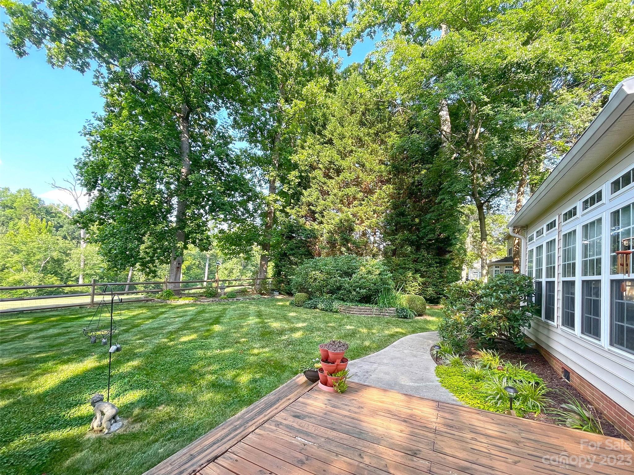 136 Lockerbie Lane Mooresville NC 28115