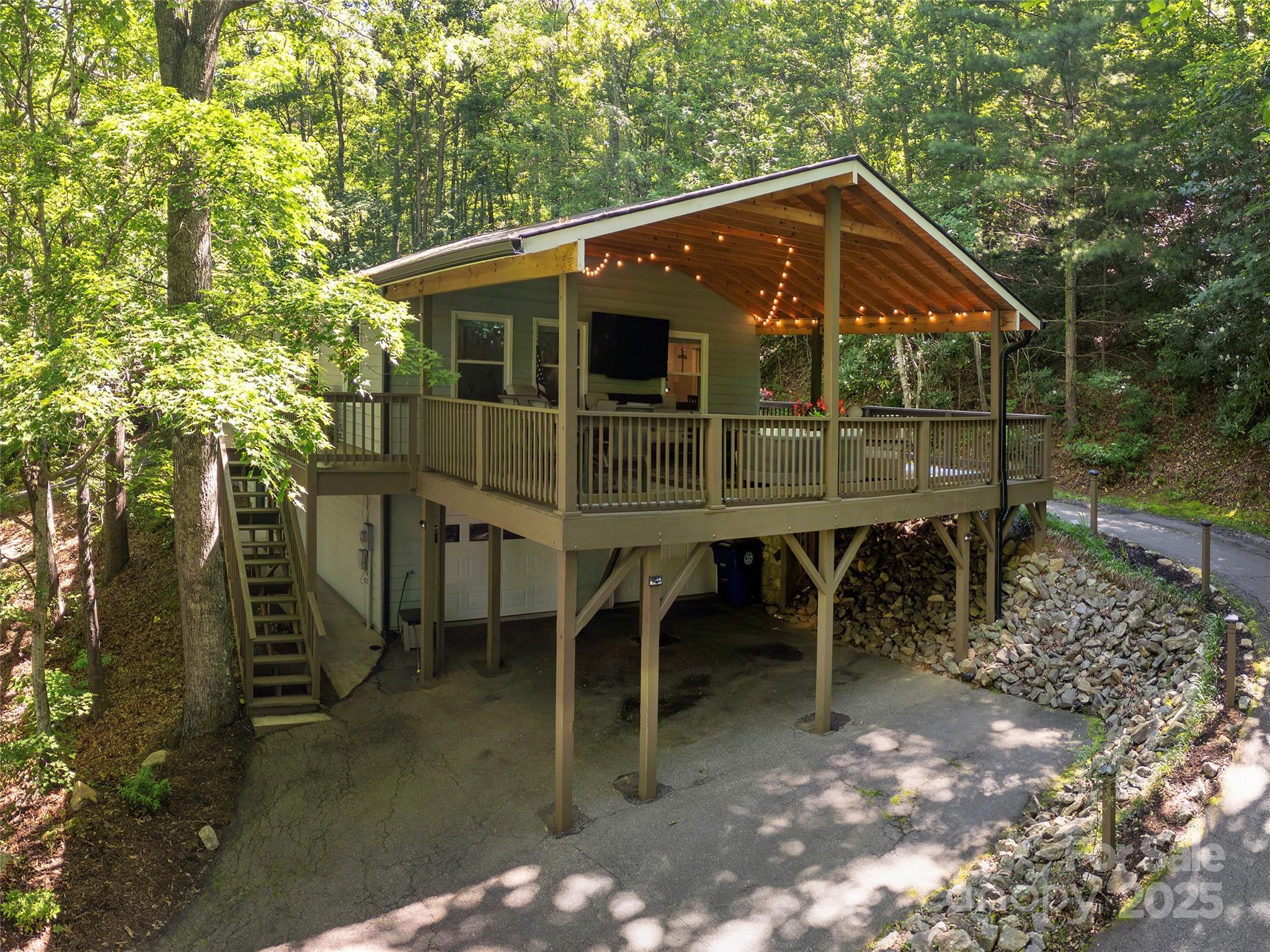27 Walker Cove Road Black Mountain NC 28711