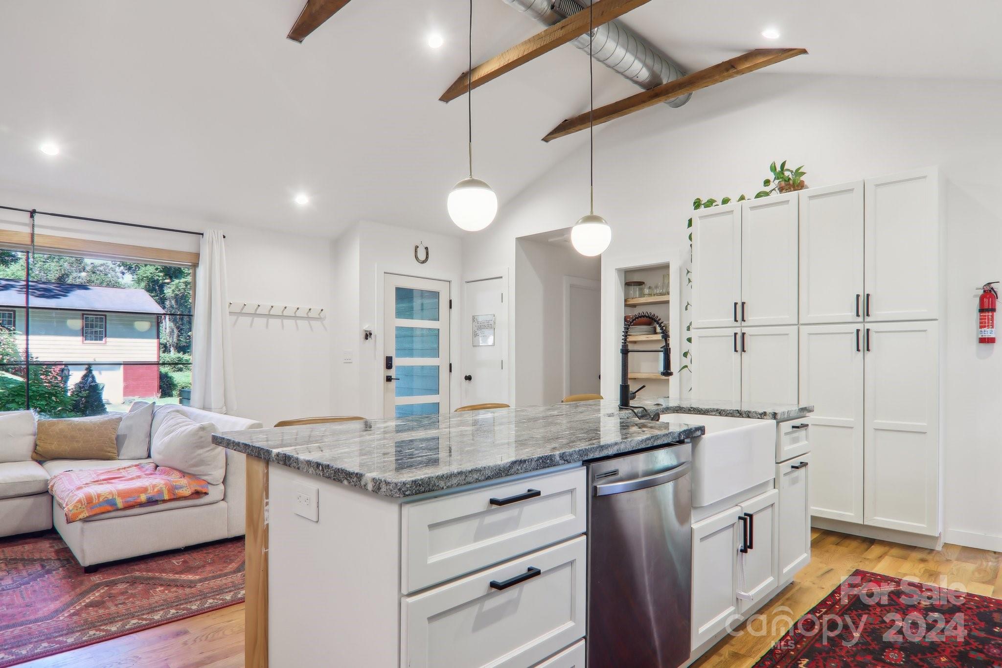 1 Melbourne Place Asheville NC 28801